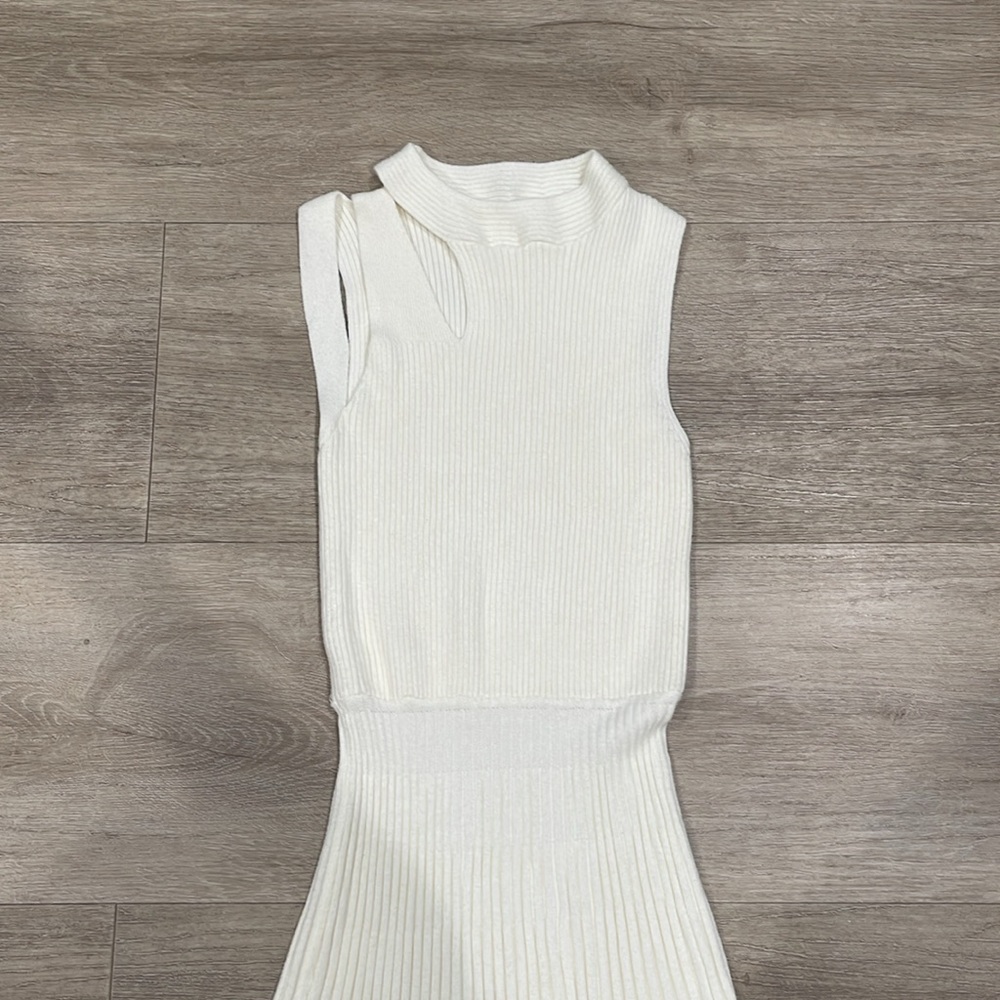 Commense Vanilla Cutout Rib Midi Sweater Dress - Picture 7 of 8